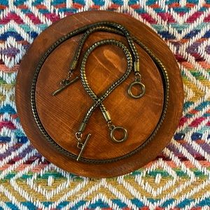 Matching necklace and bracelet set